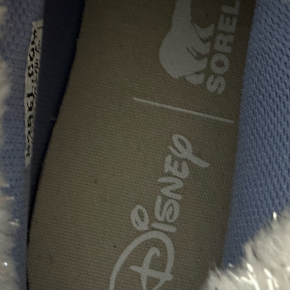 Sorel x Disney Frozen II Silver Out N About Sneaker Ankle Boot Girls Size 6 NWT - Picture 9 of 12
